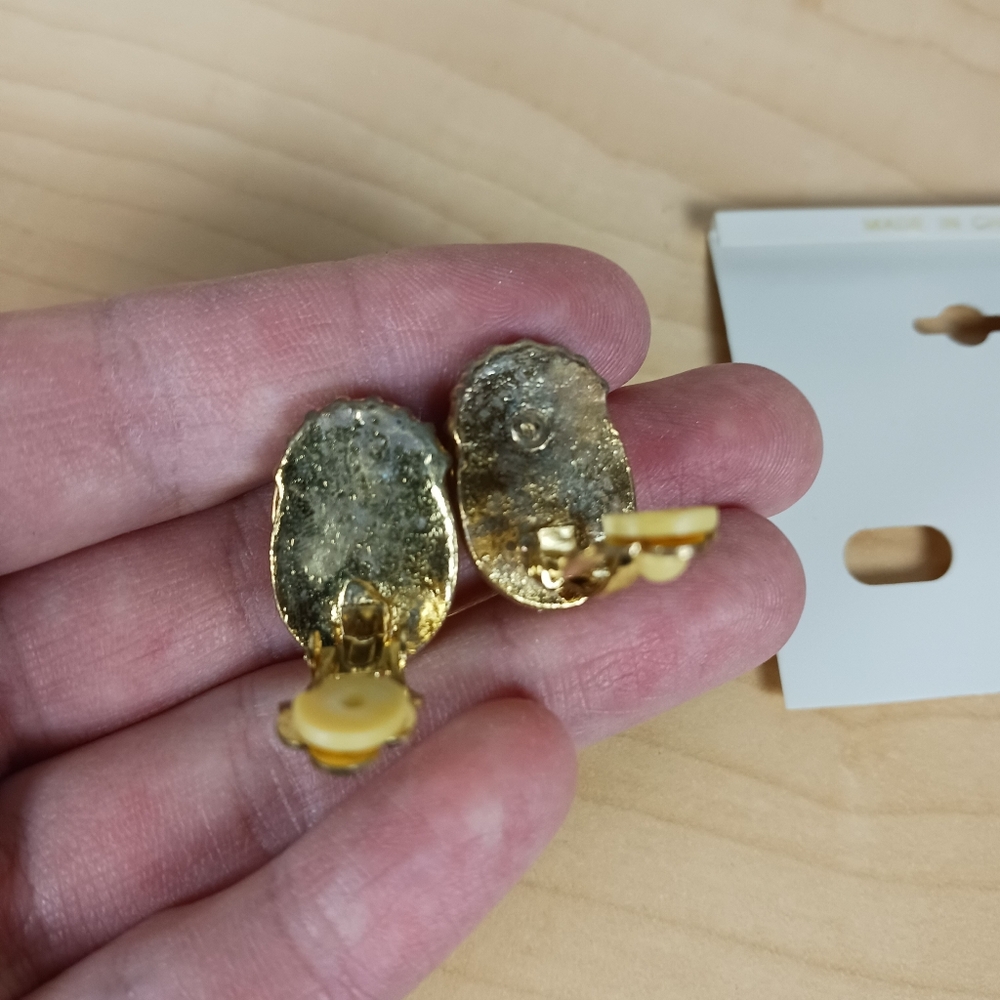 Vtg Exotica Gold Tone Faux Pearl Rhinestone Accent‎ Earrings MCM Tulip Style - Picture 4 of 5